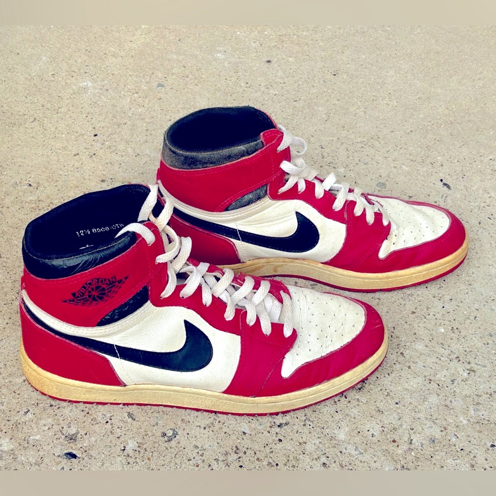 1985 Air Jordan 1 Original Chicago Men’s High Top Shoes Size 12.5